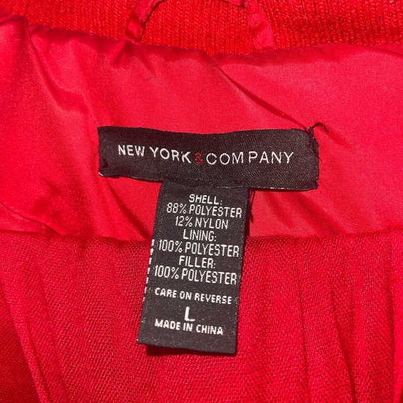 New York & Company Large Red Puffer Vest - Picture 4 of 4